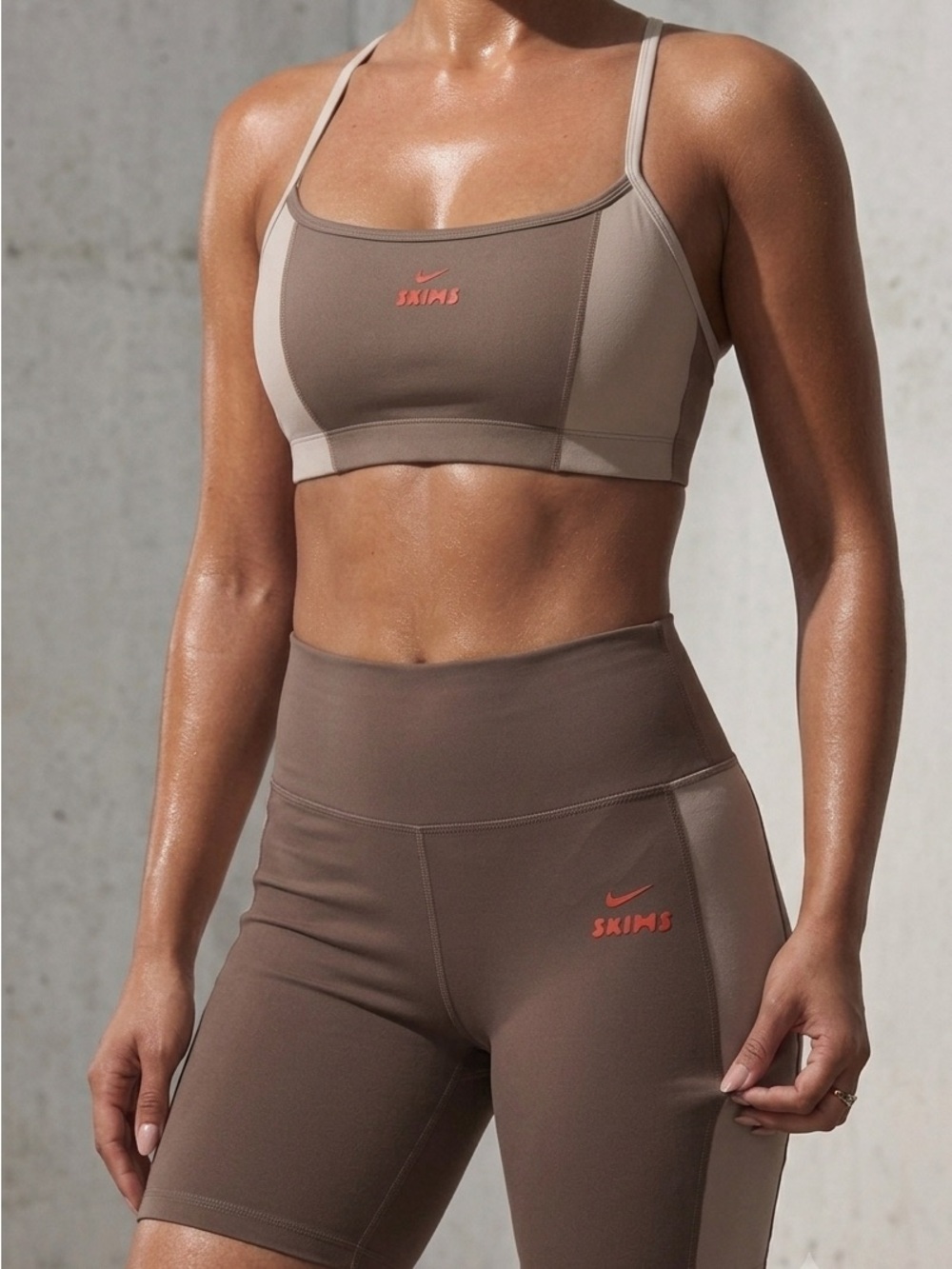 Nike x SKIMS Shine Micro Scoop Bra & 5" Shorts Set Truffle Stone M⁠